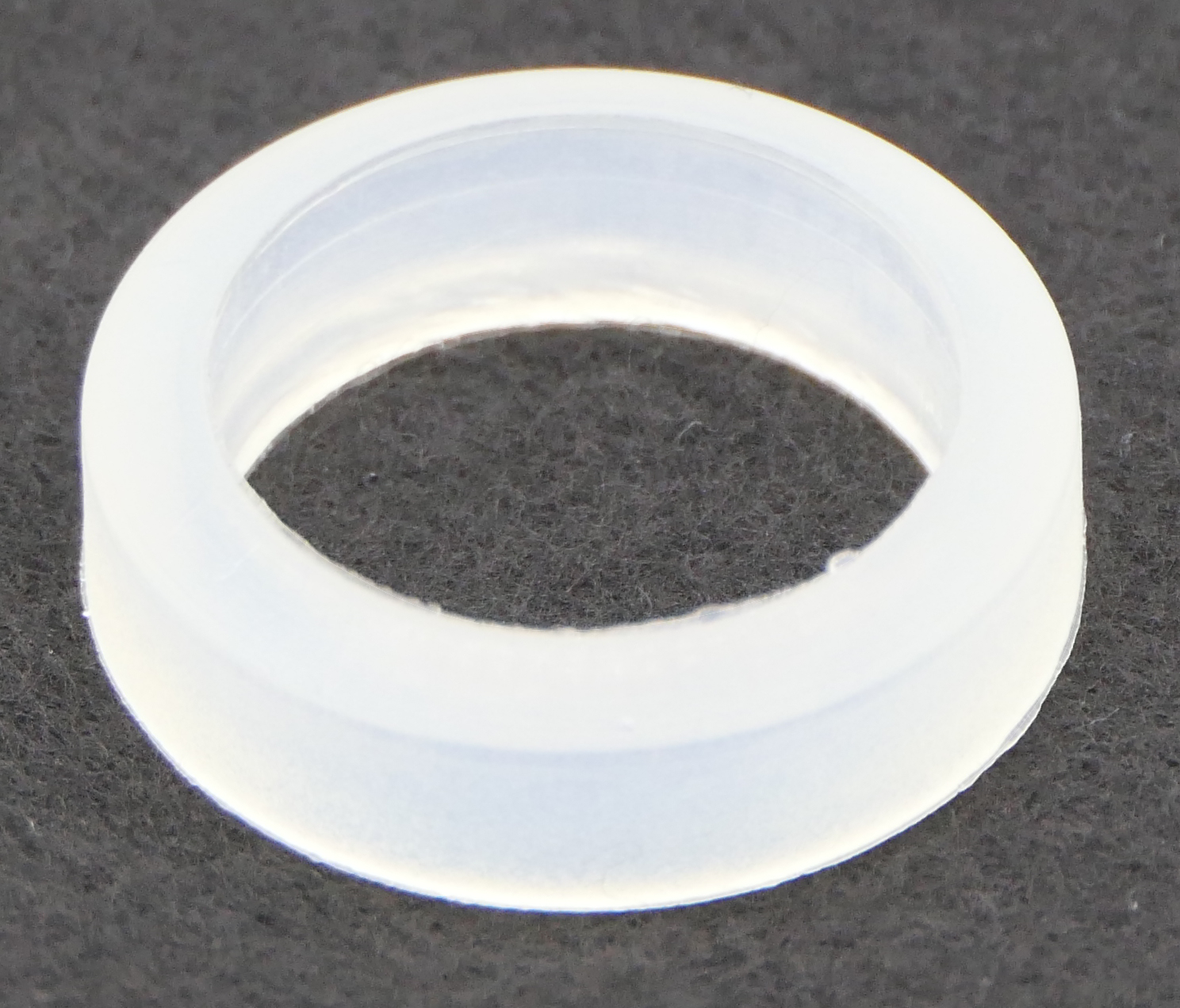 Presse-étoupe 20x27x8mm pour racleur à fumier MZ
