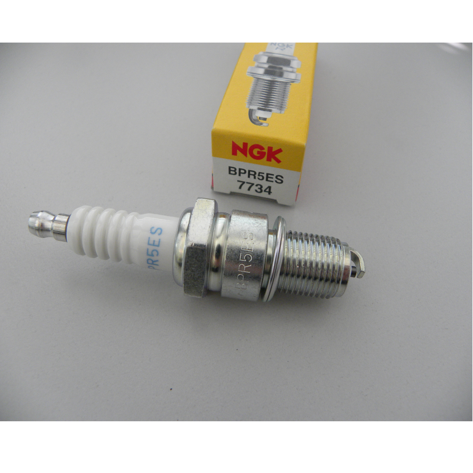 NGK Zündkerze BPR5ES